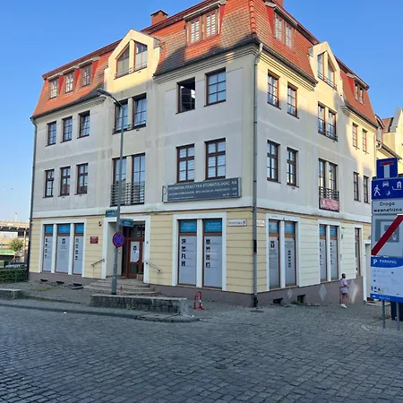 Baszta 7 Plaszczy, Panienska Apartment