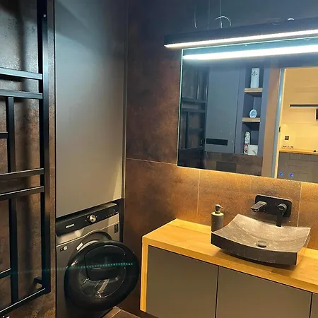 Baszta 7 Plaszczy, Panienska Apartment *