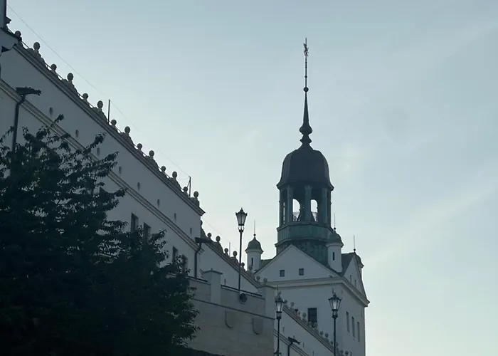 Baszta 7 Plaszczy, Panienska *